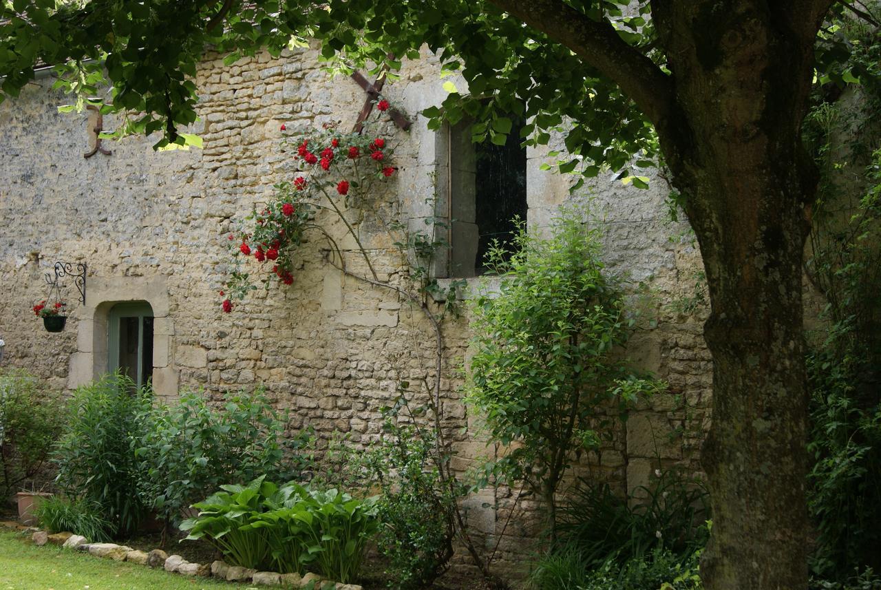 Manoir De La Pataudiere B&B Villers-Canivet Exterior photo
